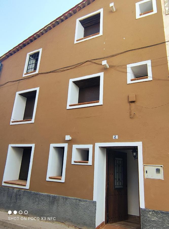 Apartamentos Patas Y Patetas Tragacete Exteriör bild